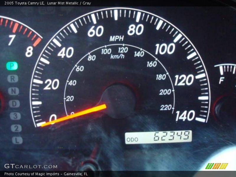 Lunar Mist Metallic / Gray 2005 Toyota Camry LE