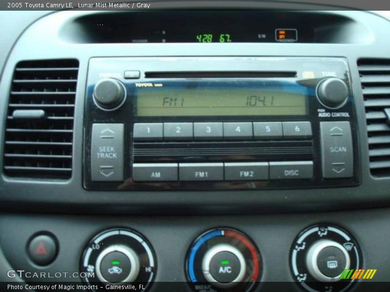 Lunar Mist Metallic / Gray 2005 Toyota Camry LE
