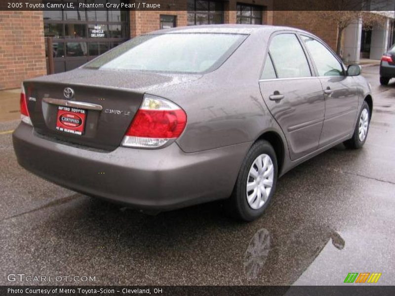 Phantom Gray Pearl / Taupe 2005 Toyota Camry LE
