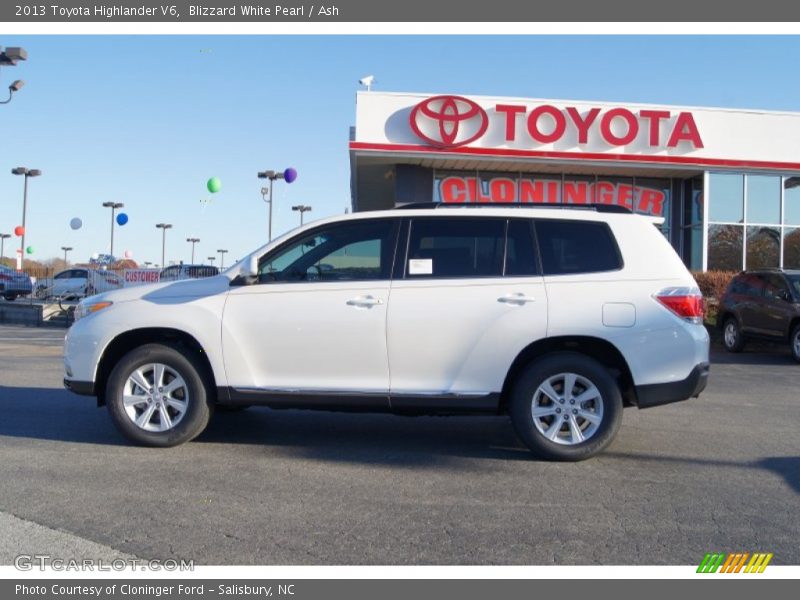 Blizzard White Pearl / Ash 2013 Toyota Highlander V6