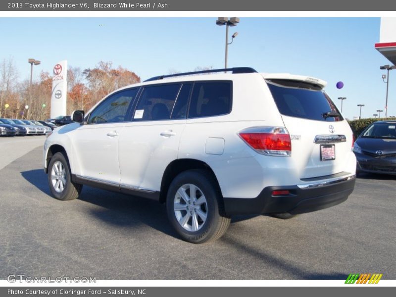Blizzard White Pearl / Ash 2013 Toyota Highlander V6
