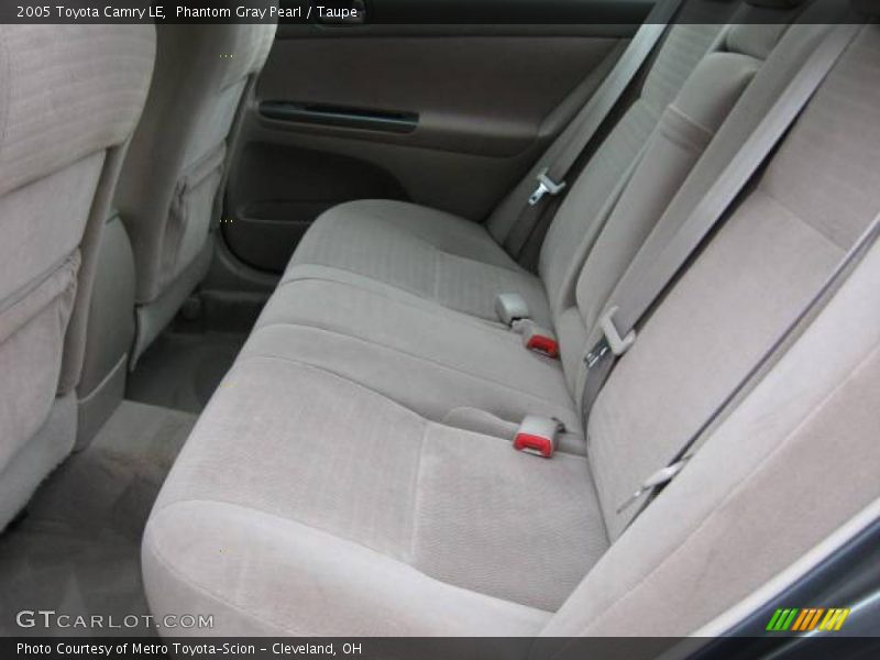 Phantom Gray Pearl / Taupe 2005 Toyota Camry LE