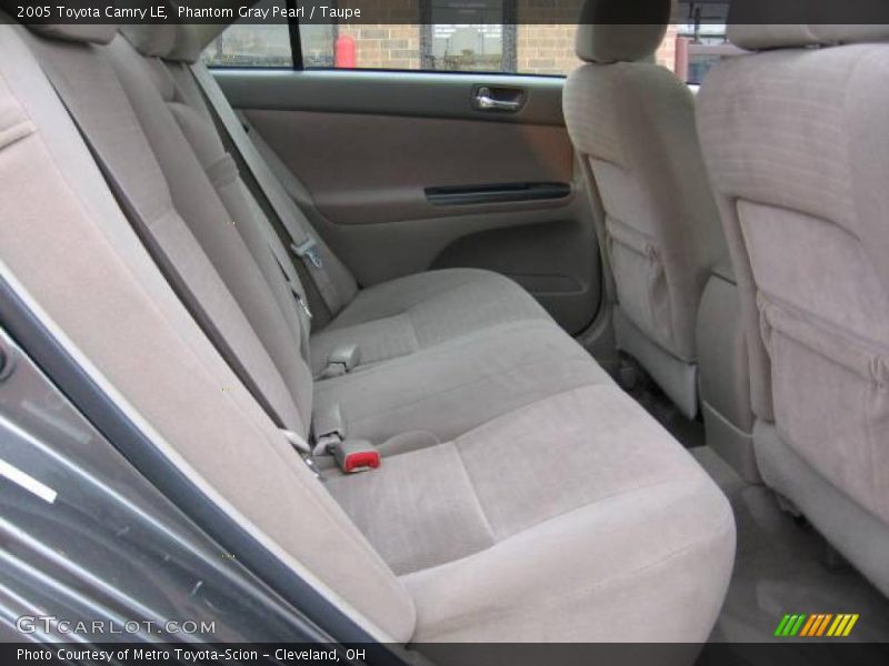 Phantom Gray Pearl / Taupe 2005 Toyota Camry LE