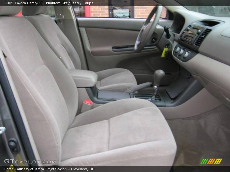 Phantom Gray Pearl / Taupe 2005 Toyota Camry LE