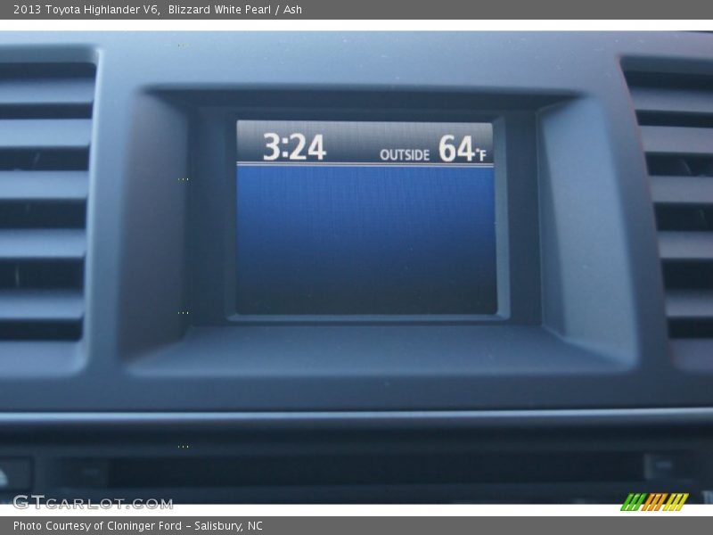 Blizzard White Pearl / Ash 2013 Toyota Highlander V6