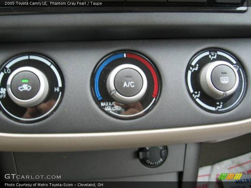 Phantom Gray Pearl / Taupe 2005 Toyota Camry LE