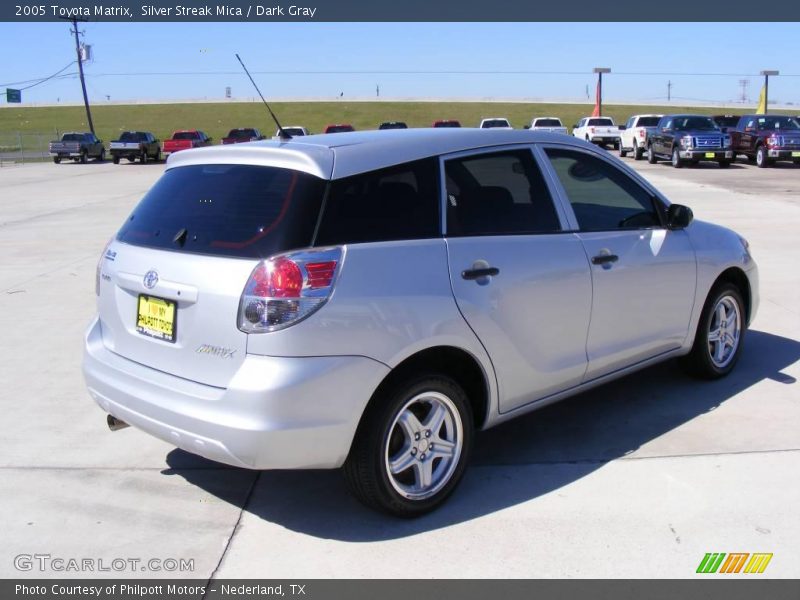 Silver Streak Mica / Dark Gray 2005 Toyota Matrix