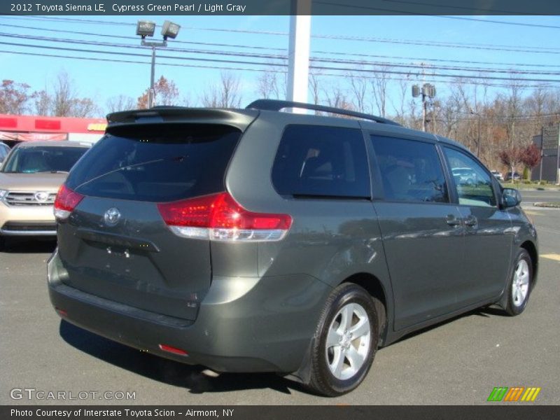 Cypress Green Pearl / Light Gray 2012 Toyota Sienna LE