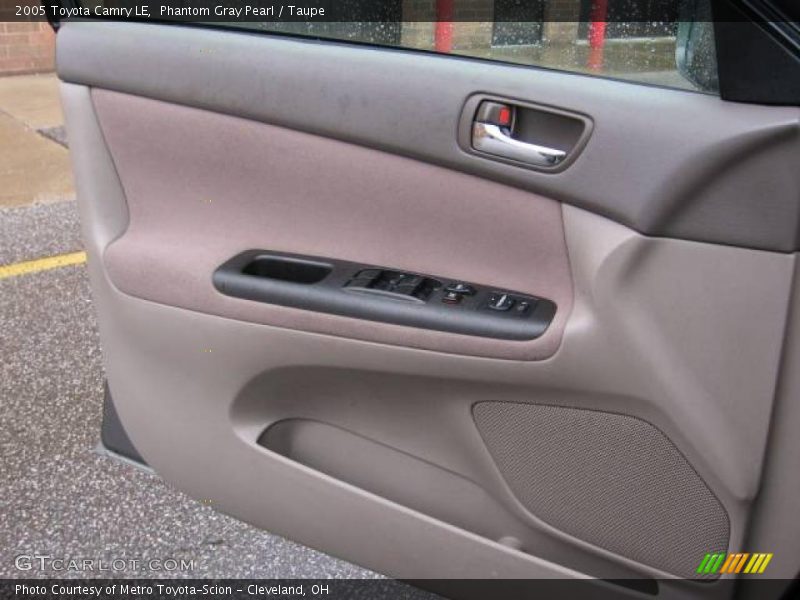 Phantom Gray Pearl / Taupe 2005 Toyota Camry LE