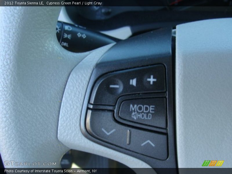 Cypress Green Pearl / Light Gray 2012 Toyota Sienna LE