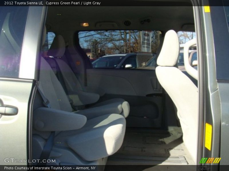 Cypress Green Pearl / Light Gray 2012 Toyota Sienna LE