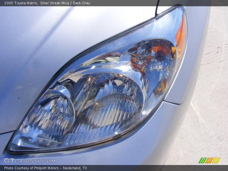 Silver Streak Mica / Dark Gray 2005 Toyota Matrix