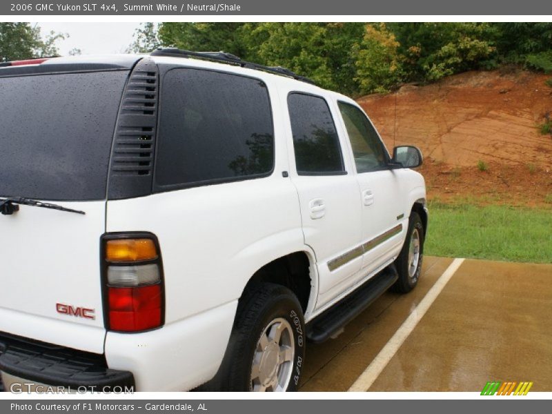 Summit White / Neutral/Shale 2006 GMC Yukon SLT 4x4