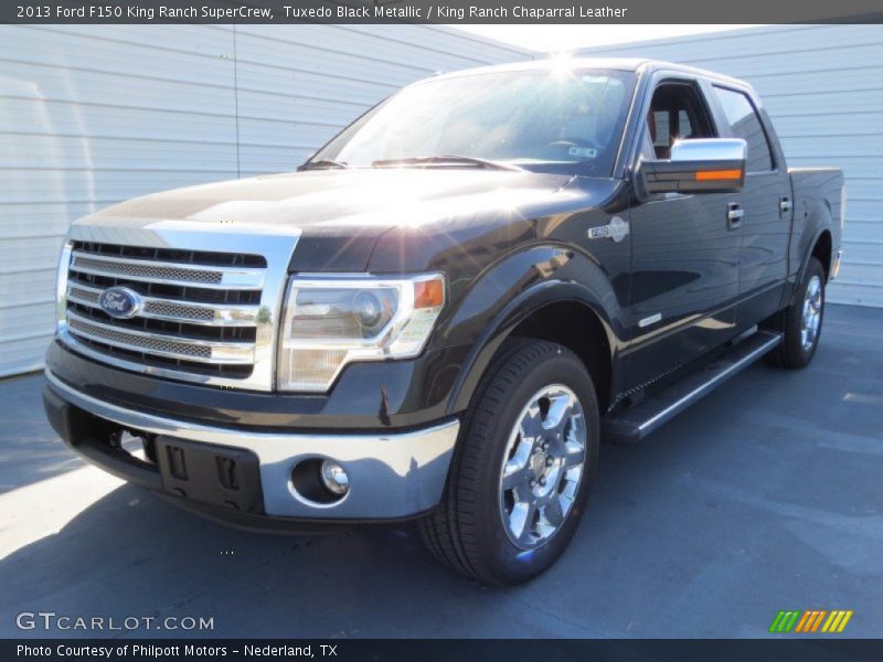 Front 3/4 View of 2013 F150 King Ranch SuperCrew