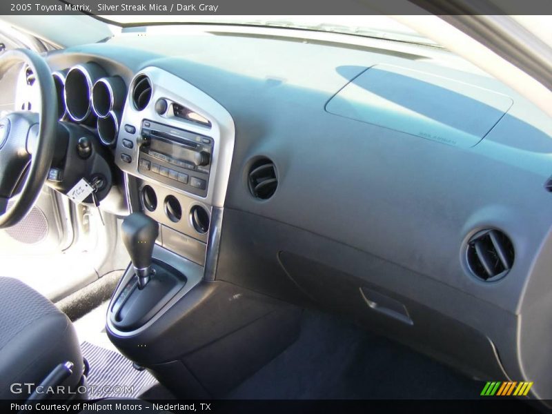 Silver Streak Mica / Dark Gray 2005 Toyota Matrix