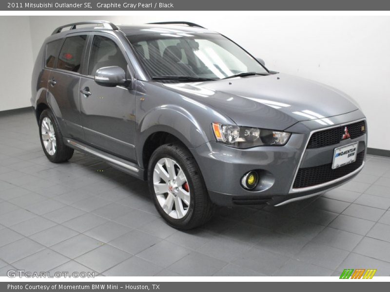 Graphite Gray Pearl / Black 2011 Mitsubishi Outlander SE