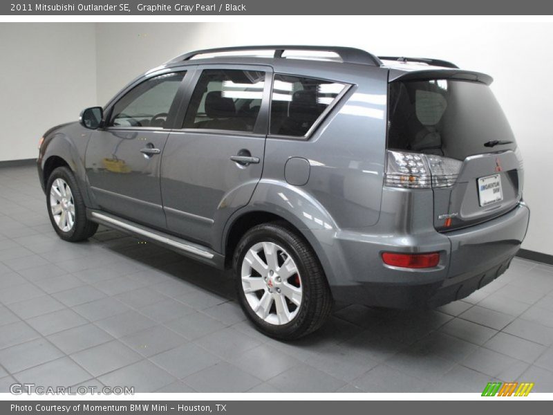 Graphite Gray Pearl / Black 2011 Mitsubishi Outlander SE