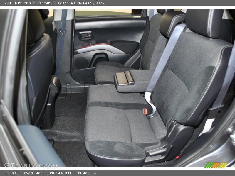 Rear Seat of 2011 Outlander SE