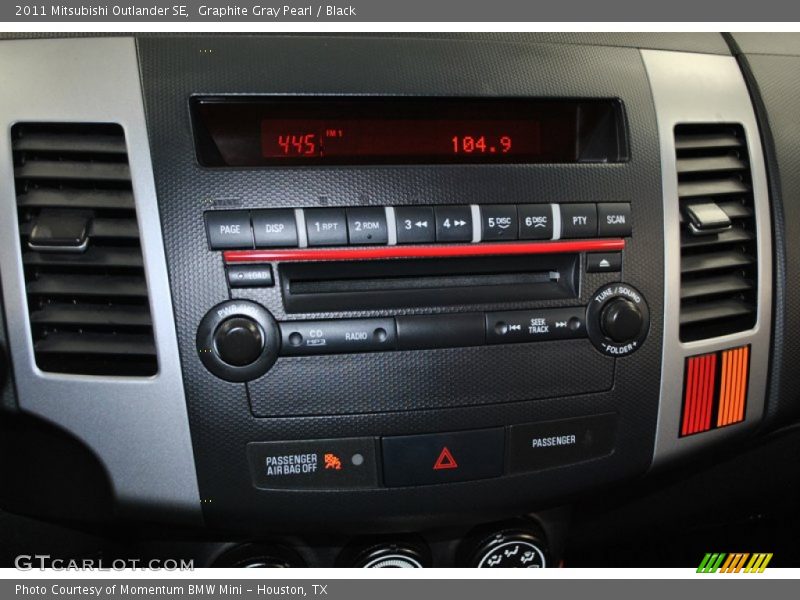 Controls of 2011 Outlander SE
