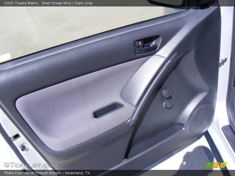 Silver Streak Mica / Dark Gray 2005 Toyota Matrix