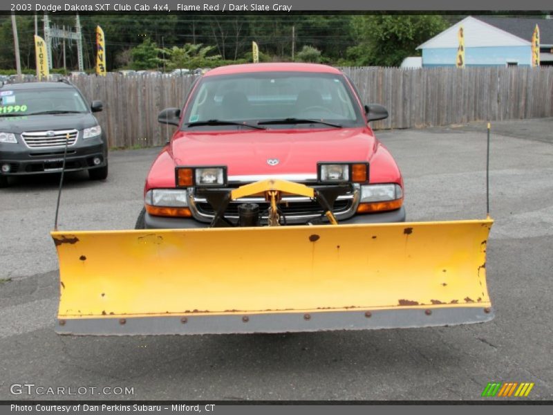 Flame Red / Dark Slate Gray 2003 Dodge Dakota SXT Club Cab 4x4