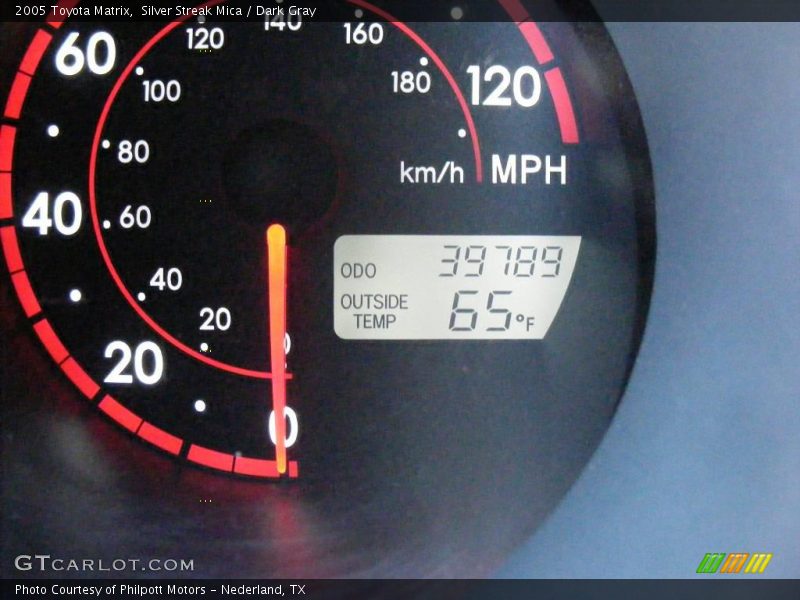 Silver Streak Mica / Dark Gray 2005 Toyota Matrix