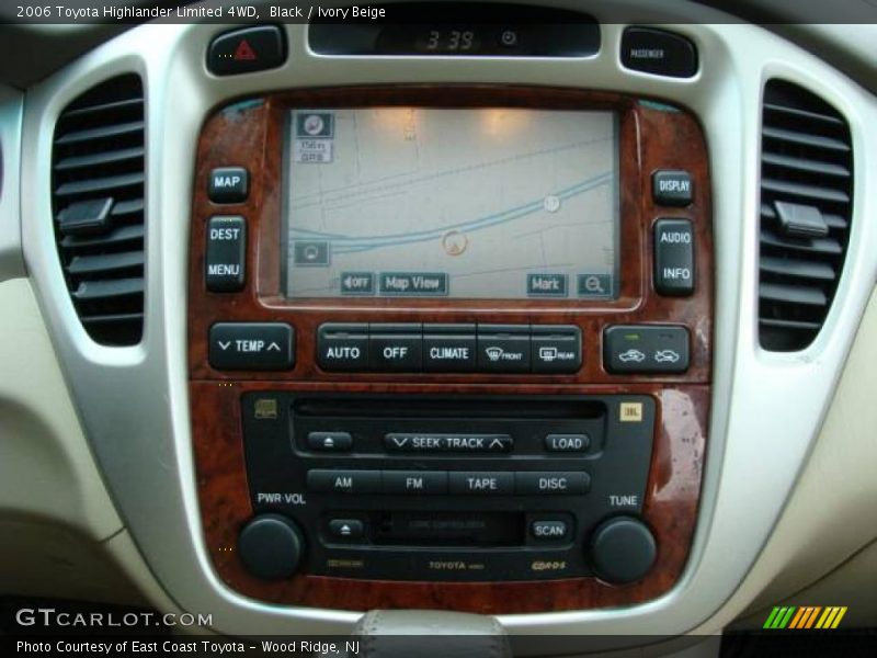 Black / Ivory Beige 2006 Toyota Highlander Limited 4WD