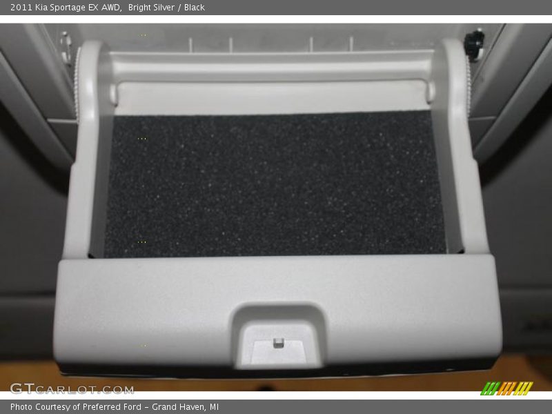 Bright Silver / Black 2011 Kia Sportage EX AWD