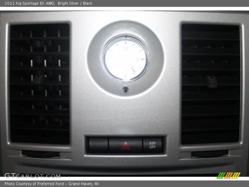 Bright Silver / Black 2011 Kia Sportage EX AWD