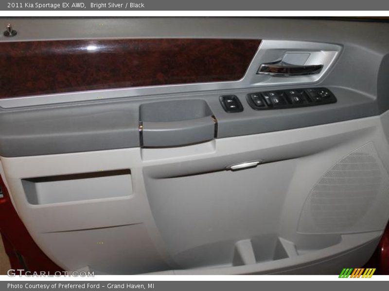 Bright Silver / Black 2011 Kia Sportage EX AWD