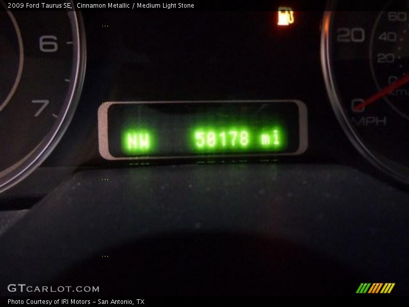 Cinnamon Metallic / Medium Light Stone 2009 Ford Taurus SE