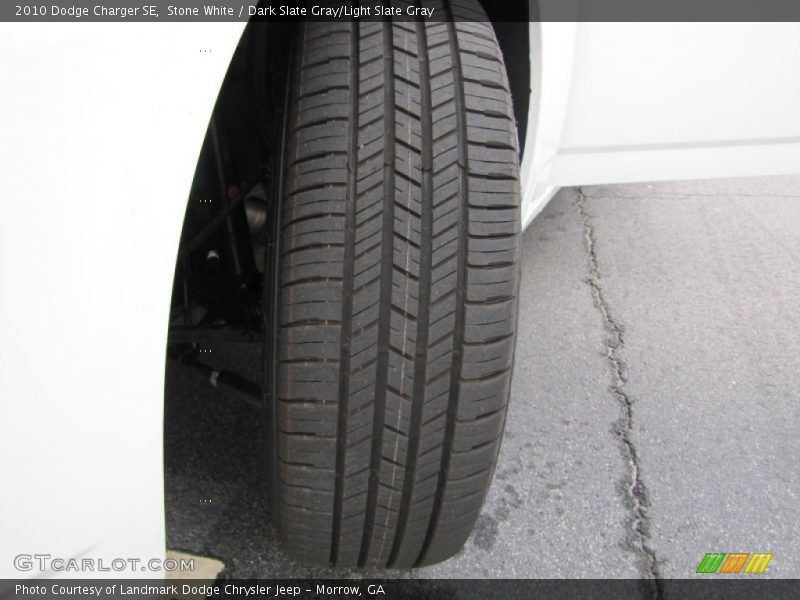 Stone White / Dark Slate Gray/Light Slate Gray 2010 Dodge Charger SE