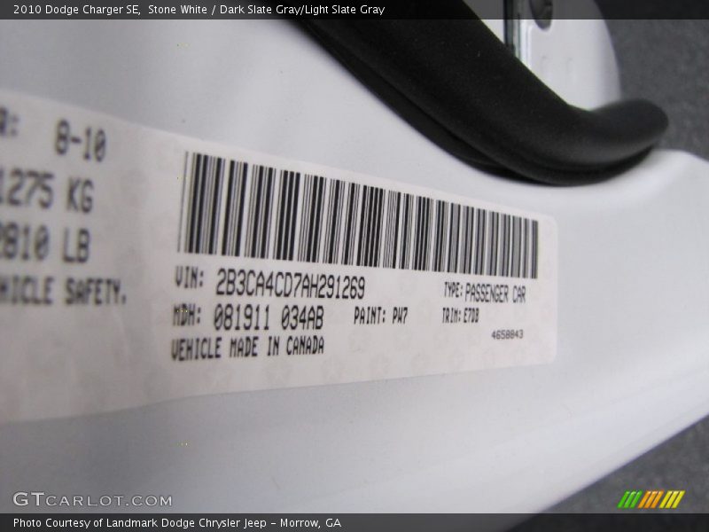 Stone White / Dark Slate Gray/Light Slate Gray 2010 Dodge Charger SE
