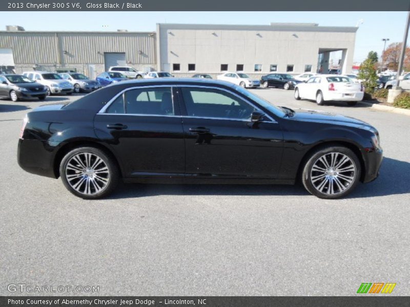 Gloss Black / Black 2013 Chrysler 300 S V6