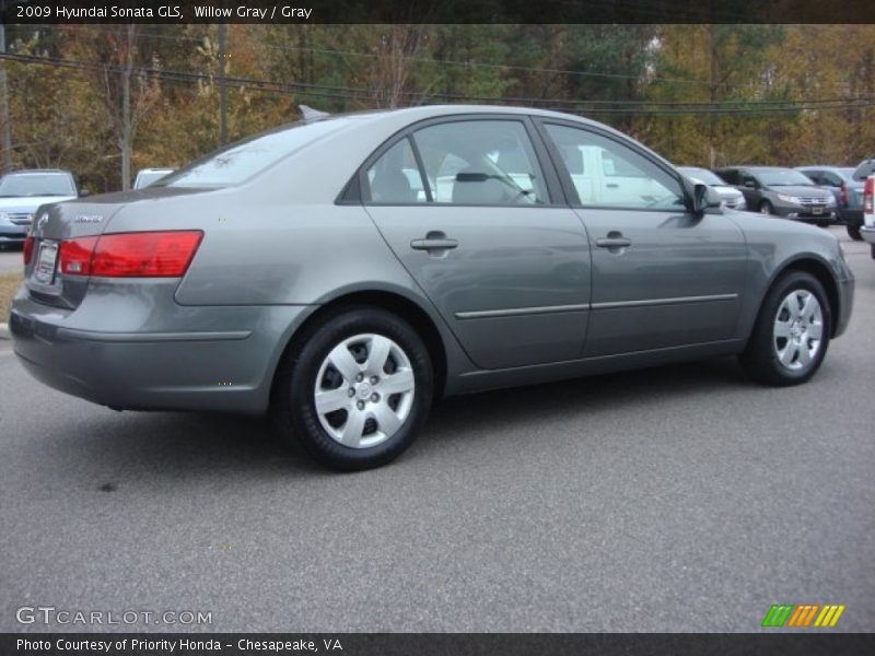 Willow Gray / Gray 2009 Hyundai Sonata GLS