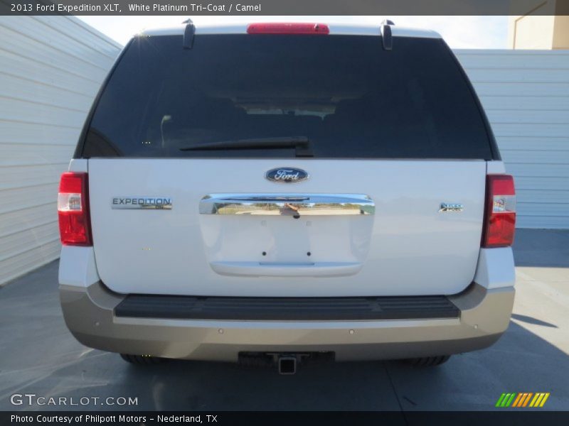 White Platinum Tri-Coat / Camel 2013 Ford Expedition XLT