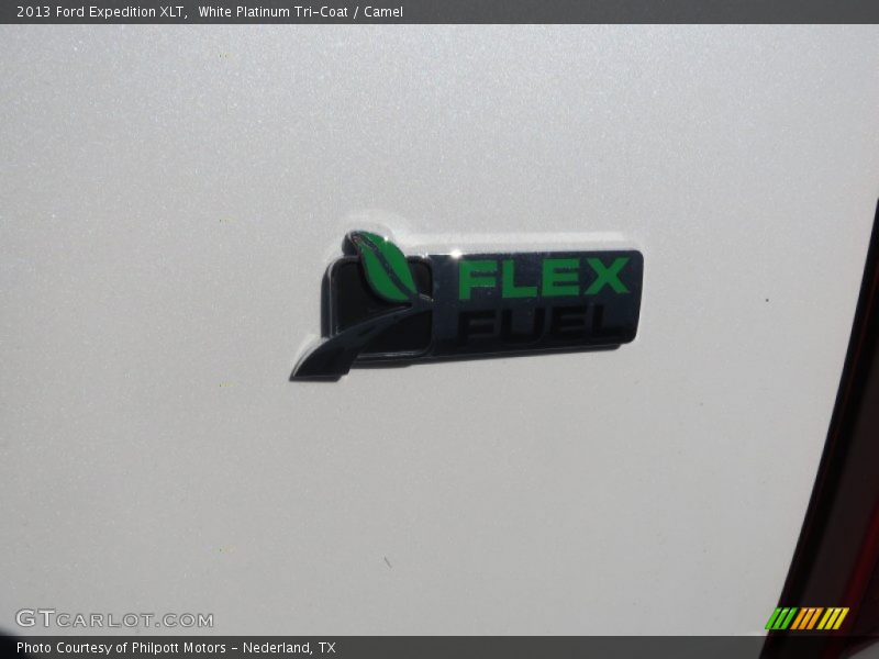 White Platinum Tri-Coat / Camel 2013 Ford Expedition XLT