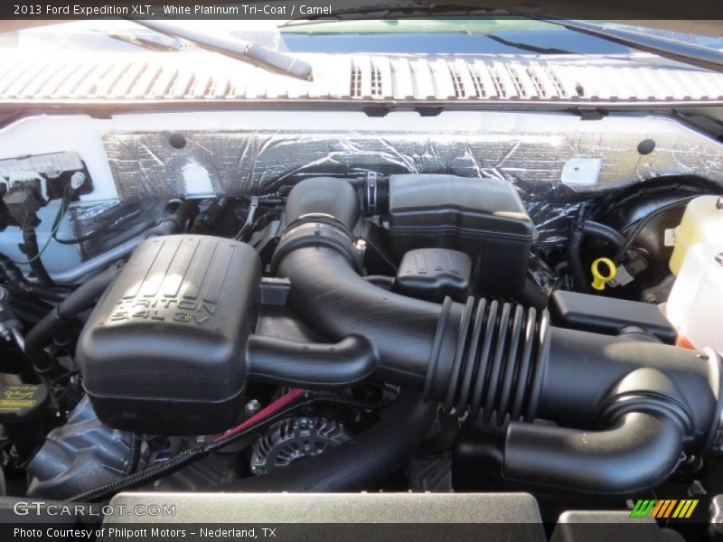 2013 Expedition XLT Engine - 5.4 Liter Flex-Fuel SOHC 24-Valve VVT V8
