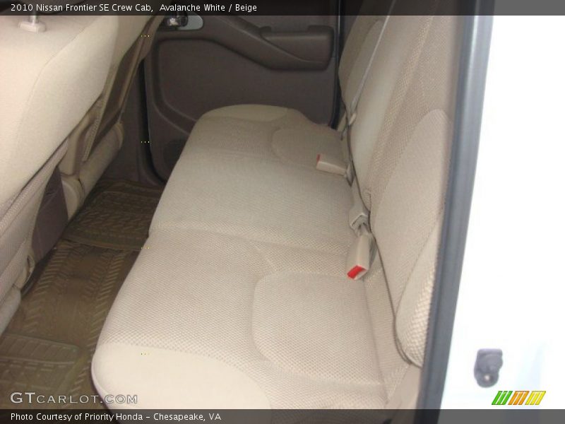 Avalanche White / Beige 2010 Nissan Frontier SE Crew Cab