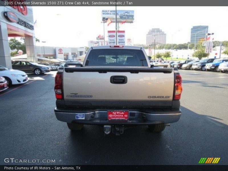 Sandstone Metallic / Tan 2005 Chevrolet Silverado 1500 Z71 Crew Cab 4x4