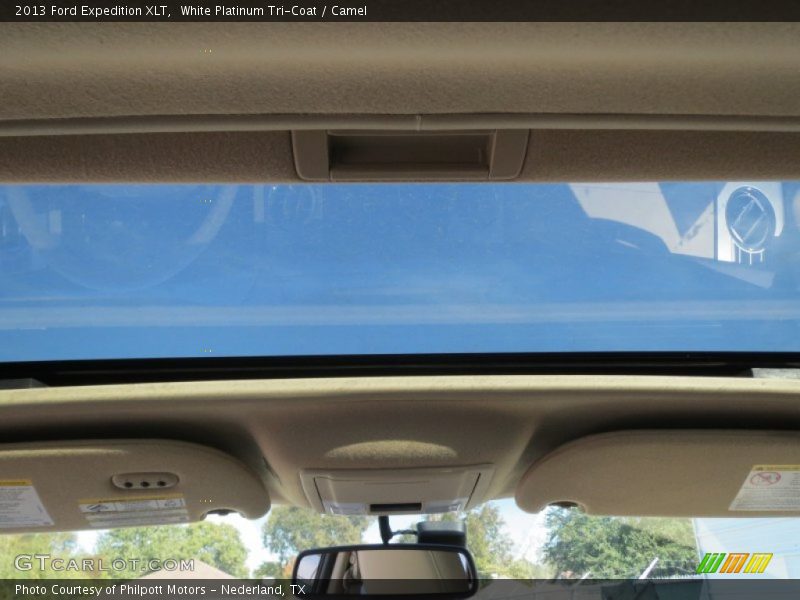 White Platinum Tri-Coat / Camel 2013 Ford Expedition XLT