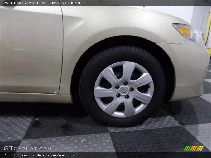 Sandy Beach Metallic / Bisque 2011 Toyota Camry LE