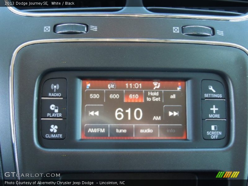 White / Black 2013 Dodge Journey SE
