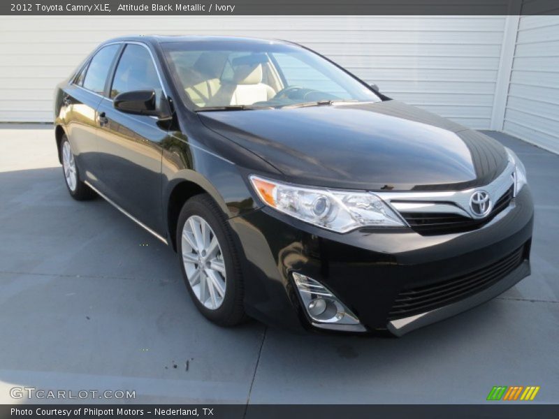 Attitude Black Metallic / Ivory 2012 Toyota Camry XLE