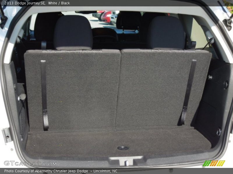 White / Black 2013 Dodge Journey SE