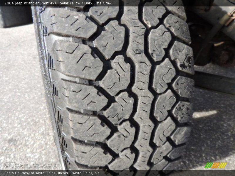Solar Yellow / Dark Slate Gray 2004 Jeep Wrangler Sport 4x4