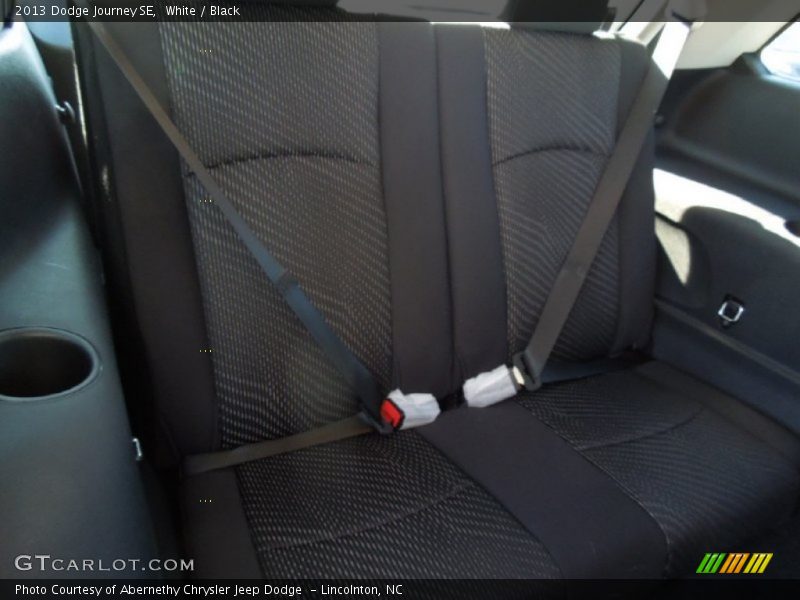 White / Black 2013 Dodge Journey SE