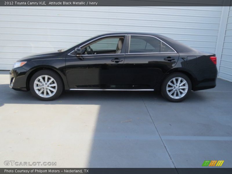 Attitude Black Metallic / Ivory 2012 Toyota Camry XLE