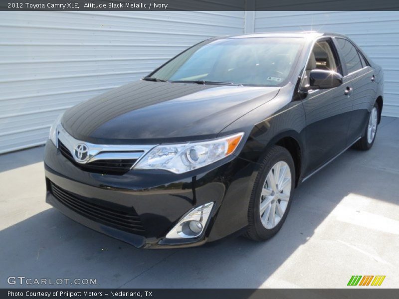 Attitude Black Metallic / Ivory 2012 Toyota Camry XLE