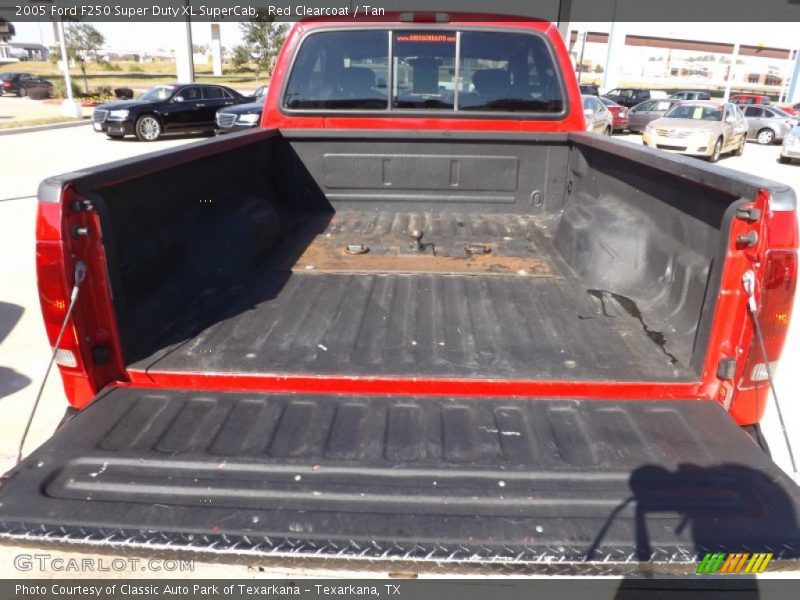 Red Clearcoat / Tan 2005 Ford F250 Super Duty XL SuperCab